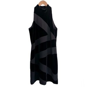 Laundry by Shelli Segal black velvet mock neck midi sheath dress